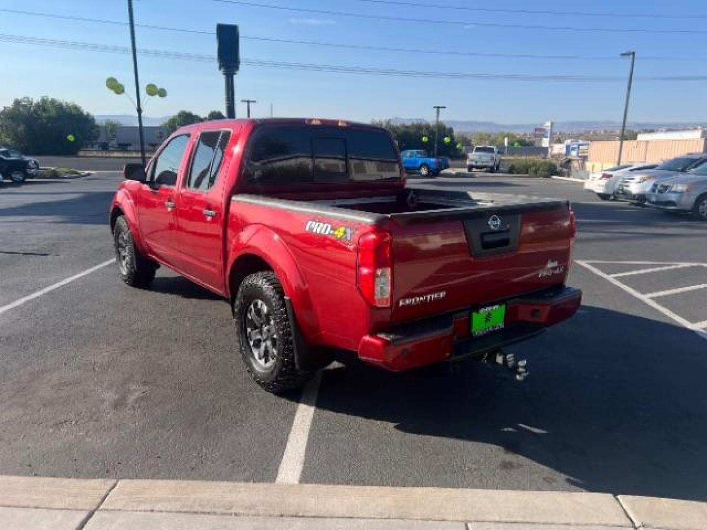 2018 Lava Red /Graphite w/White Stitching, cloth Nissan Frontier PRO-4X Crew Cab 5AT 4WD (1N6AD0EV9JN) with an 4.0L V6 DOHC 24V engine, 5-Speed Automatic transmission, located at 1865 East Red Hills Pkwy, St. George, 84770, (435) 628-0023, 37.120850, -113.543640 - Photo#4