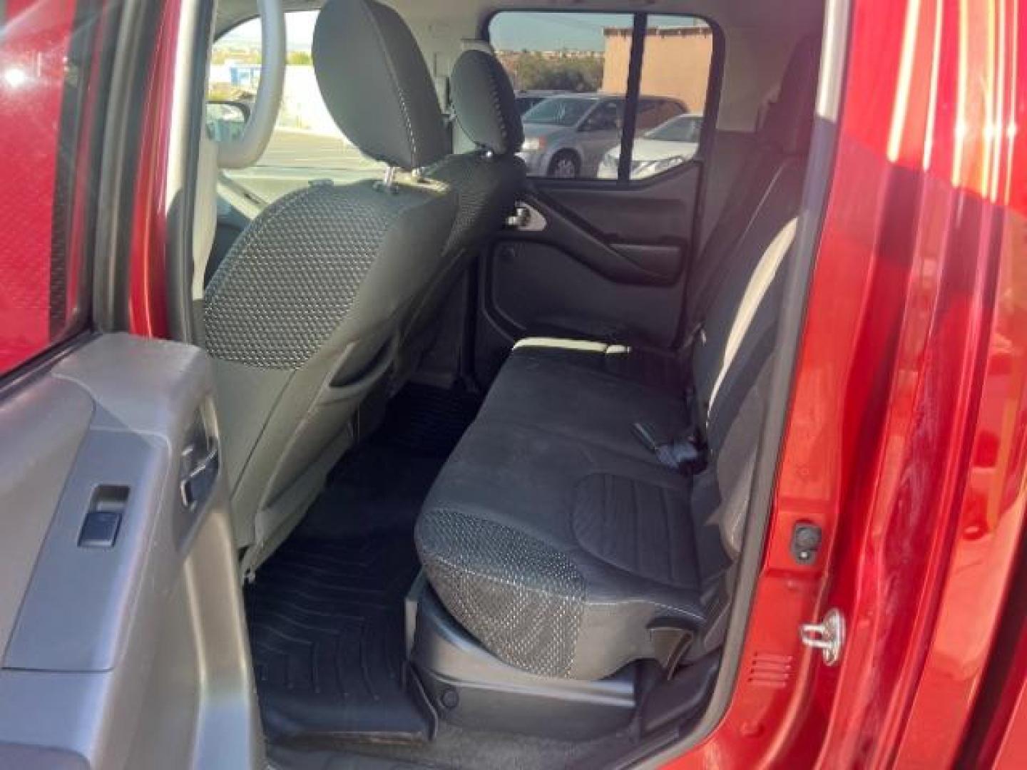 2018 Lava Red /Graphite w/White Stitching, cloth Nissan Frontier PRO-4X Crew Cab 5AT 4WD (1N6AD0EV9JN) with an 4.0L V6 DOHC 24V engine, 5-Speed Automatic transmission, located at 1865 East Red Hills Pkwy, St. George, 84770, (435) 628-0023, 37.120850, -113.543640 - Photo#21