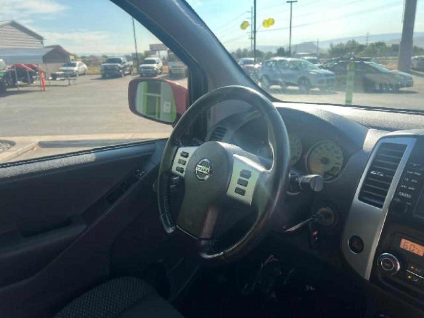 2018 Lava Red /Graphite w/White Stitching, cloth Nissan Frontier PRO-4X Crew Cab 5AT 4WD (1N6AD0EV9JN) with an 4.0L V6 DOHC 24V engine, 5-Speed Automatic transmission, located at 1865 East Red Hills Pkwy, St. George, 84770, (435) 628-0023, 37.120850, -113.543640 - Photo#30