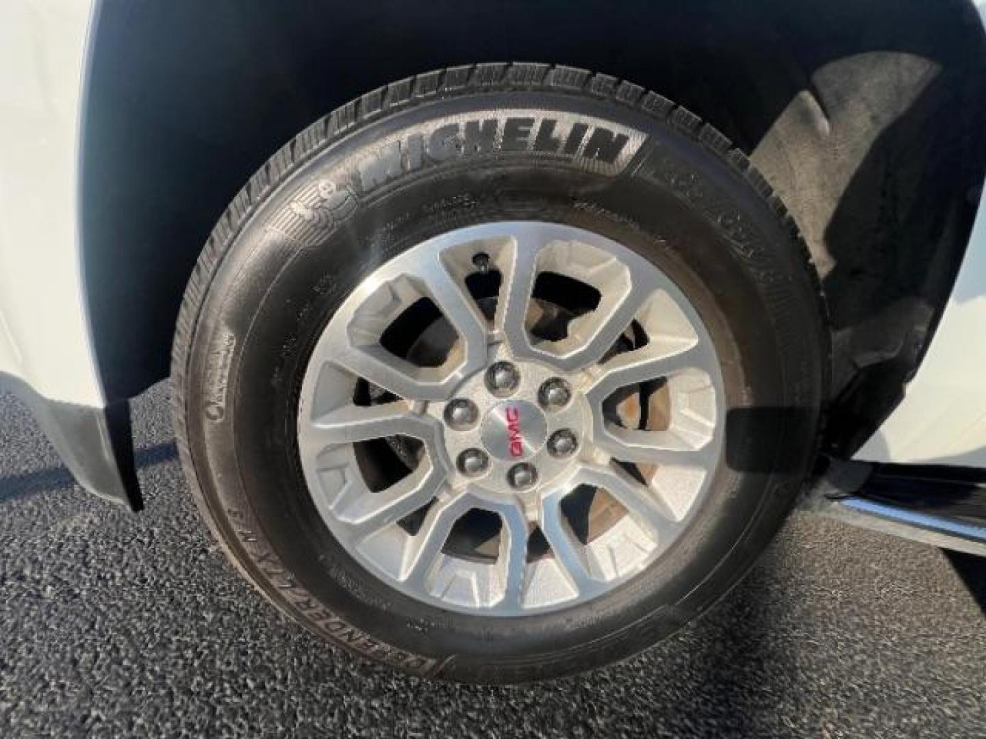 2019 Summit White /Jet Black GMC Yukon SLT (1GKS2BKCXKR) with an EcoTec3 5.3L V-8 gasoline direct injection engine, Automatic transmission, located at 1865 East Red Hills Pkwy, St. George, 84770, (435) 628-0023, 37.120850, -113.543640 - We specialize in helping ALL people get the best financing available. No matter your credit score, good, bad or none we can get you an amazing rate. Had a bankruptcy, divorce, or repossessions? We give you the green light to get your credit back on the road. Low down and affordable payments that fit - Photo#10