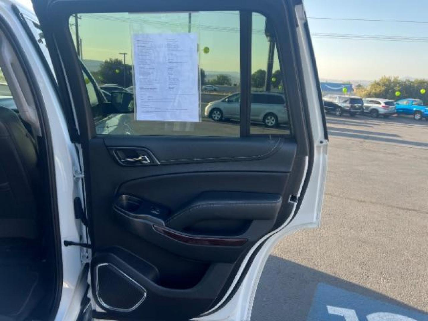 2019 Summit White /Jet Black GMC Yukon SLT (1GKS2BKCXKR) with an EcoTec3 5.3L V-8 gasoline direct injection engine, Automatic transmission, located at 1865 East Red Hills Pkwy, St. George, 84770, (435) 628-0023, 37.120850, -113.543640 - We specialize in helping ALL people get the best financing available. No matter your credit score, good, bad or none we can get you an amazing rate. Had a bankruptcy, divorce, or repossessions? We give you the green light to get your credit back on the road. Low down and affordable payments that fit - Photo#28