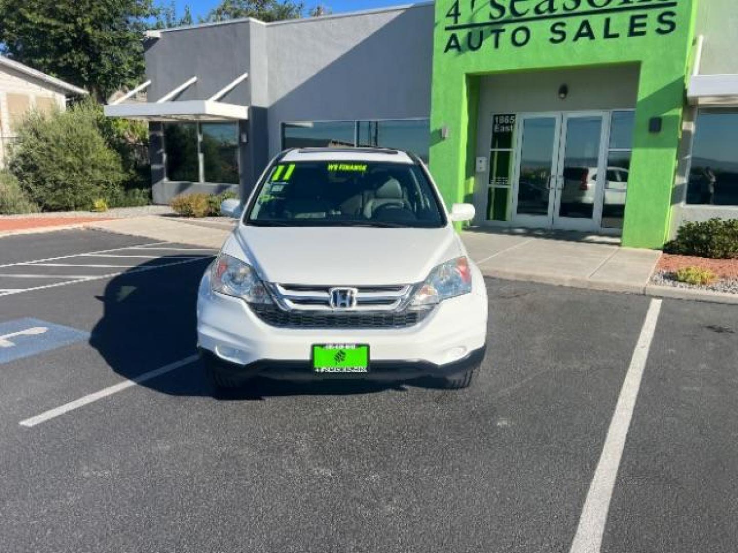 2011 Taffeta White /Gray Honda CR-V EX-L (5J6RE3H71BL) with an 2.4L I-4 DOHC engine, Automatic transmission, located at 1865 East Red Hills Pkwy, St. George, 84770, (435) 628-0023, 37.120850, -113.543640 - Photo#1