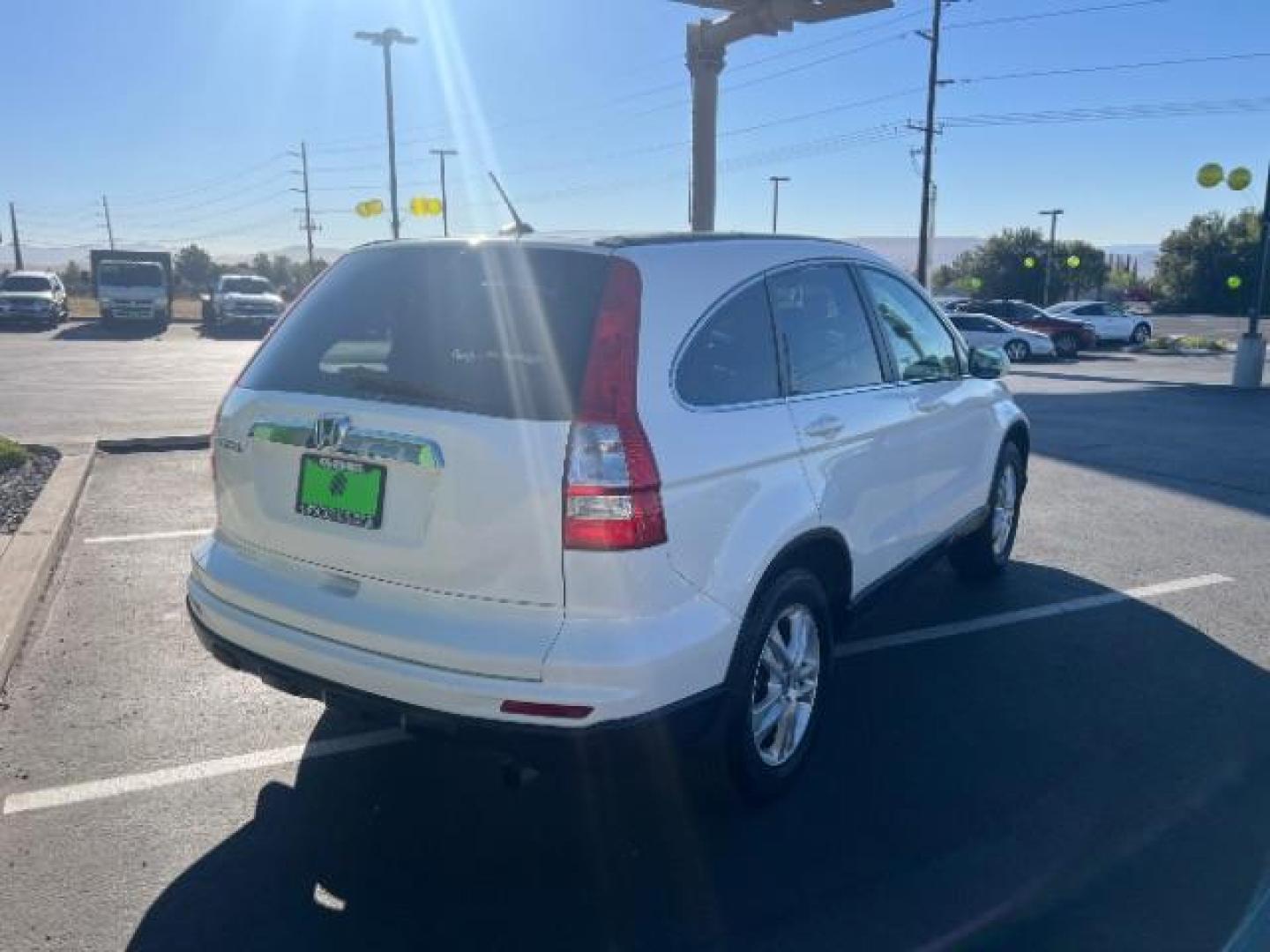 2011 Taffeta White /Gray Honda CR-V EX-L (5J6RE3H71BL) with an 2.4L I-4 DOHC engine, Automatic transmission, located at 1865 East Red Hills Pkwy, St. George, 84770, (435) 628-0023, 37.120850, -113.543640 - Photo#6
