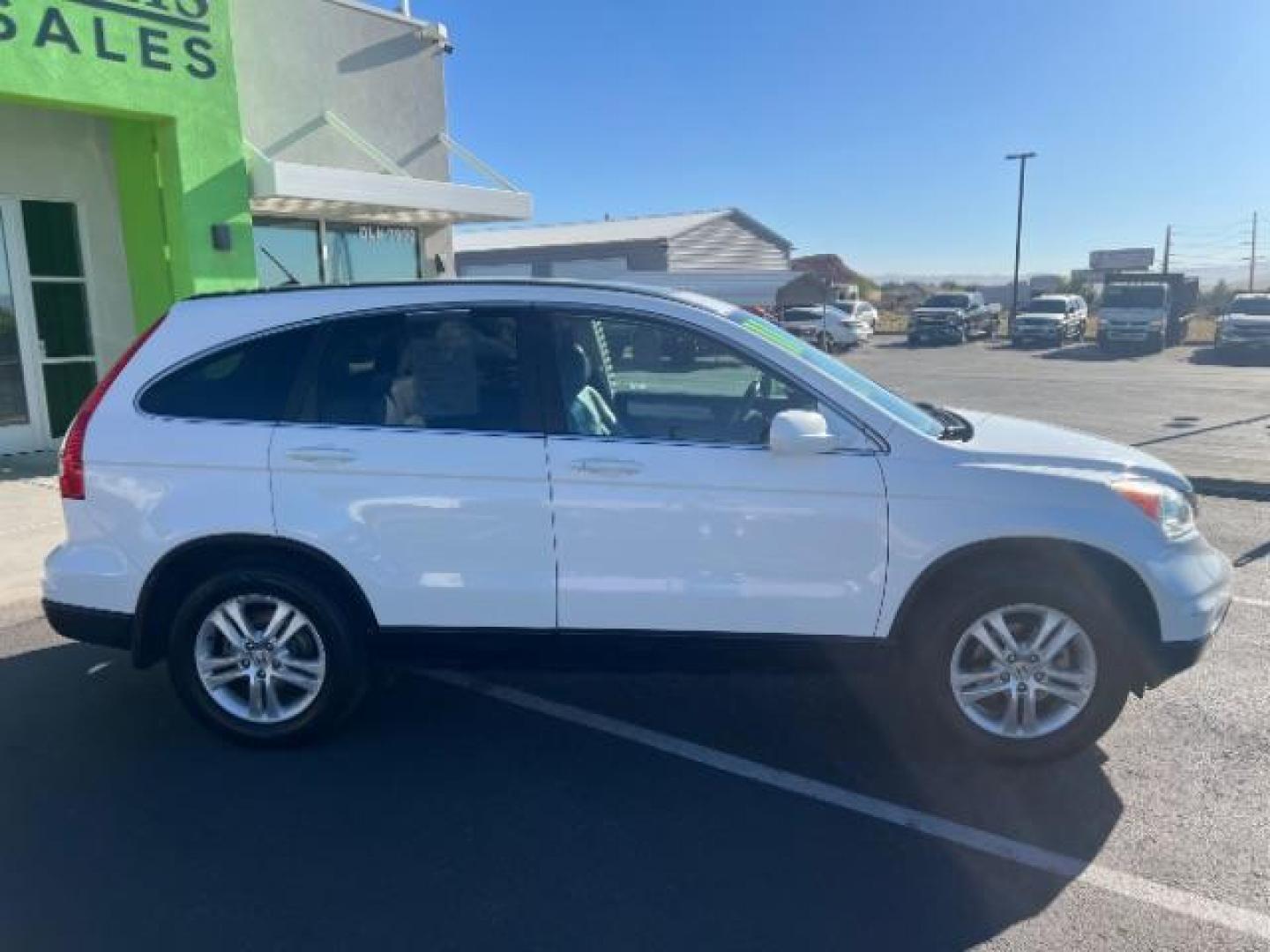 2011 Taffeta White /Gray Honda CR-V EX-L (5J6RE3H71BL) with an 2.4L I-4 DOHC engine, Automatic transmission, located at 1865 East Red Hills Pkwy, St. George, 84770, (435) 628-0023, 37.120850, -113.543640 - Photo#7