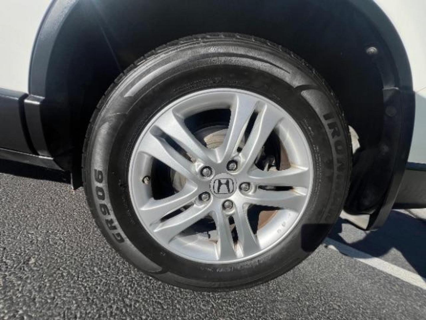 2011 Taffeta White /Gray Honda CR-V EX-L (5J6RE3H71BL) with an 2.4L I-4 DOHC engine, Automatic transmission, located at 1865 East Red Hills Pkwy, St. George, 84770, (435) 628-0023, 37.120850, -113.543640 - Photo#10