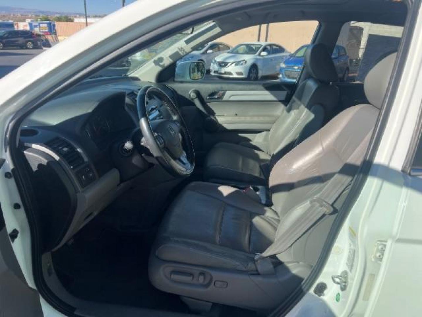 2011 Taffeta White /Gray Honda CR-V EX-L (5J6RE3H71BL) with an 2.4L I-4 DOHC engine, Automatic transmission, located at 1865 East Red Hills Pkwy, St. George, 84770, (435) 628-0023, 37.120850, -113.543640 - Photo#14