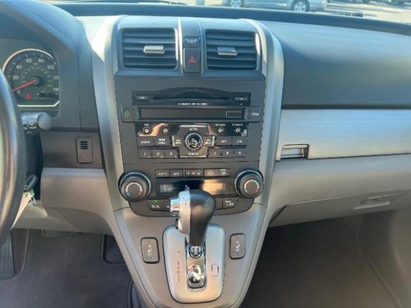 2011 Taffeta White /Gray Honda CR-V EX-L (5J6RE3H71BL) with an 2.4L I-4 DOHC engine, Automatic transmission, located at 1865 East Red Hills Pkwy, St. George, 84770, (435) 628-0023, 37.120850, -113.543640 - Photo#17
