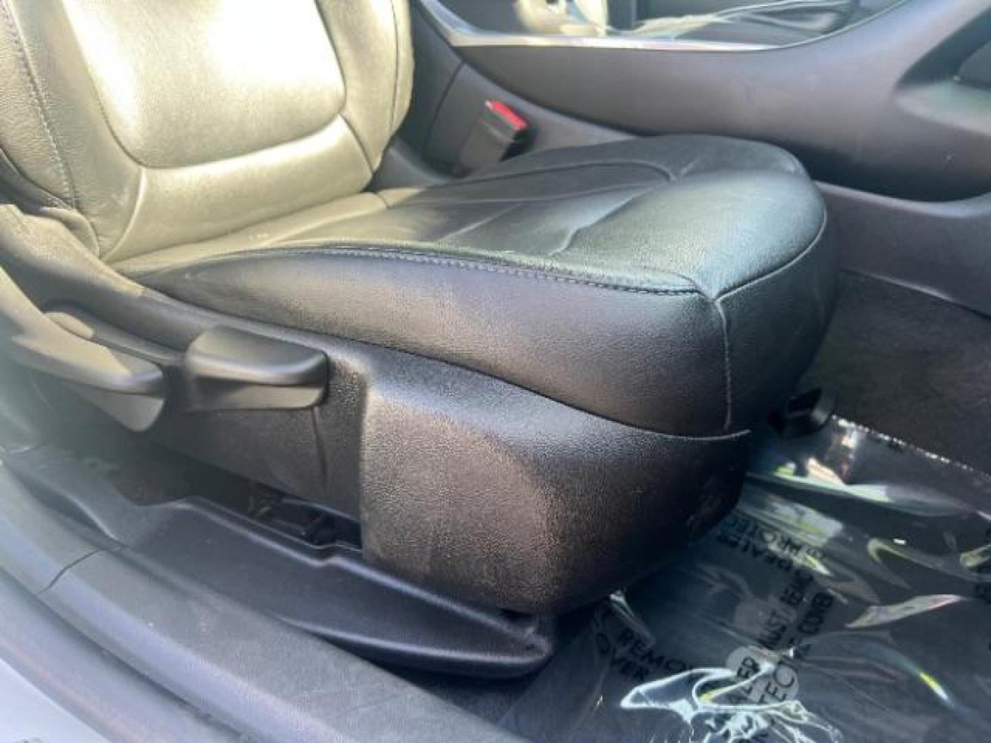 2016 Summit White /Jet Black/Jet Black Accents Chevrolet Volt Premier (1G1RD6S52GU) with an Voltec 1.5L I-4 gasoline direct injection engine, Continuously Variable Transmission transmission, located at 1865 East Red Hills Pkwy, St. George, 84770, (435) 628-0023, 37.120850, -113.543640 - *THIS VEHICLE QUALIFIES FOR A $4000 DOLLAR TAX REBATE* We specialize in helping ALL people get the best financing available. No matter your credit score, good, bad or none we can get you an amazing rate. Had a bankruptcy, divorce, or repossessions? We give you the green light to get your credit bac - Photo#28
