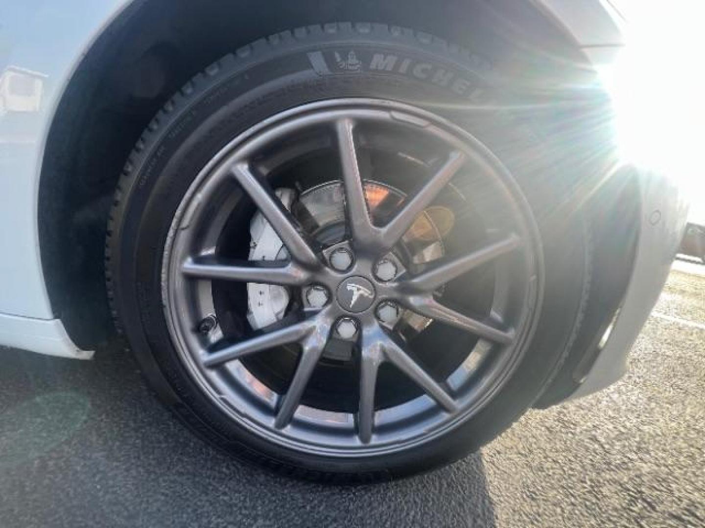 2020 Pearl White Multi-Coat /Black Tesla Model 3 Long Range Dual Motor All-Wheel Drive (5YJ3E1EBXLF) with an ELECTRIC engine, Continuously Variable Transmission transmission, located at 1865 East Red Hills Pkwy, St. George, 84770, (435) 628-0023, 37.120850, -113.543640 - ****Price includes $4k IRS EV REBATE**** We are approved to file the EV rebate directly with the IRS. We recived the funds in 7 days and take credit off the price of car. Check with IRS EV website to be sure you qualify. This program ends Sept 30th so ACT FAST! This Tesla is an AWD Long Range. FUL - Photo#12