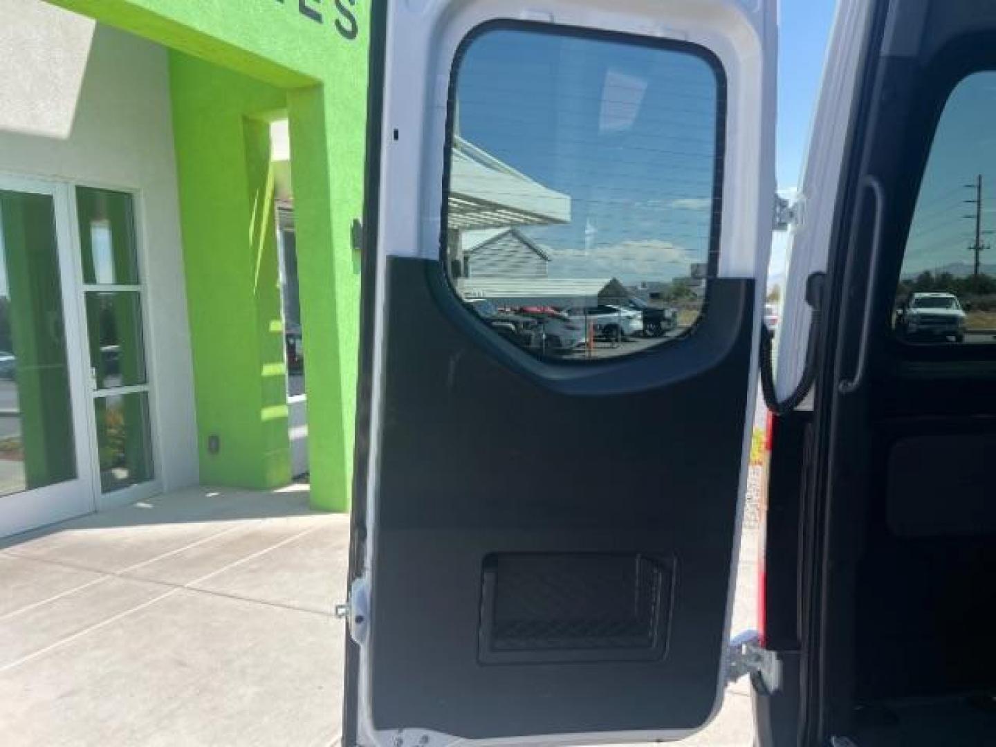 2024 Arctic White /Black Mercedes-Benz Sprinter 2500 Standard Roof 4-Cyl Diesel HO (W1Z4NFHY7RP) with an 2L I-4 diesel direct injection engine, Automatic transmission, located at 1865 East Red Hills Pkwy, St. George, 84770, (435) 628-0023, 37.120850, -113.543640 - Photo#19