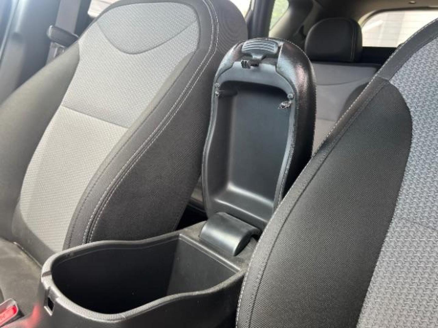 2017 Bright Silver /Gray 2-Tone Kia Soul + (KNDJP3A53H7) with an 2L I-4 gasoline direct injection engine, Automatic transmission, located at 940 North Main Street, Cedar City, UT, 84720, (435) 628-0023, 37.692936, -113.061897 - Photo#19