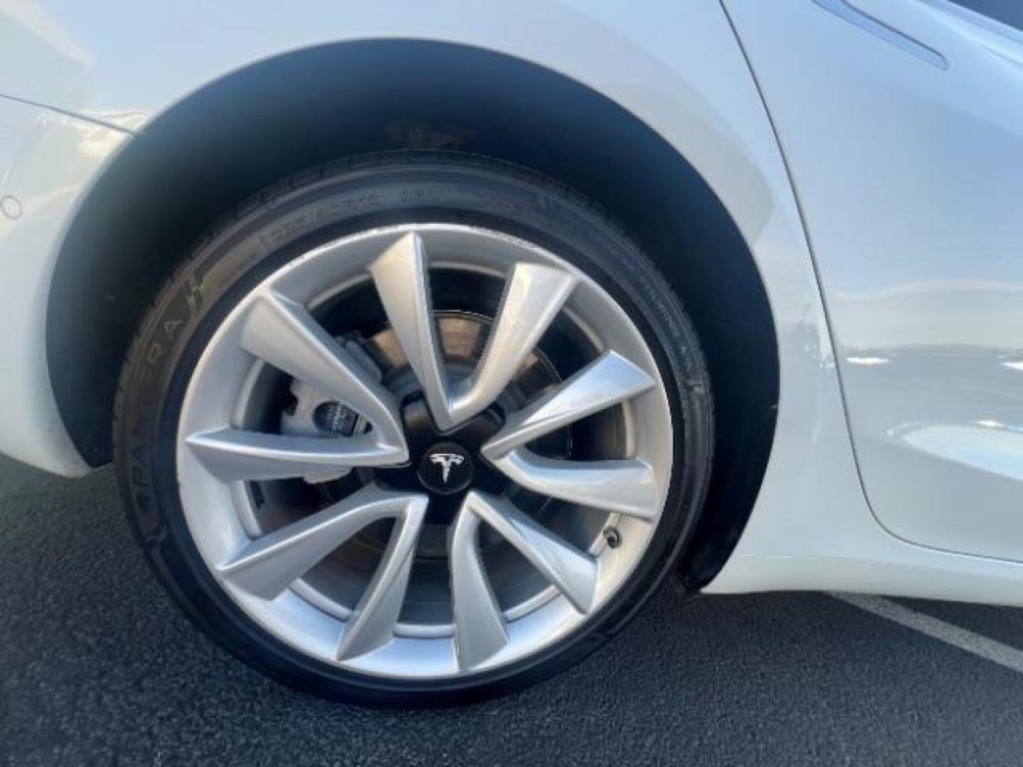 2018 Pearl White Multi-Coat /White Tesla Model 3 Long Range (5YJ3E1EB0JF) with an ELECTRIC engine, Continuously Variable Transmission transmission, located at 1865 East Red Hills Pkwy, St. George, 84770, (435) 628-0023, 37.120850, -113.543640 - ****Price includes $4k IRS EV REBATE**** We are approved to file the EV rebate directly with the IRS. We recived the funds in 7 days and take credit off the price of car. Check with IRS EV website to be sure you qualify. This program ends Sept 30th so ACT FAST! This Tesla is an AWD Long Range. Whi - Photo#10