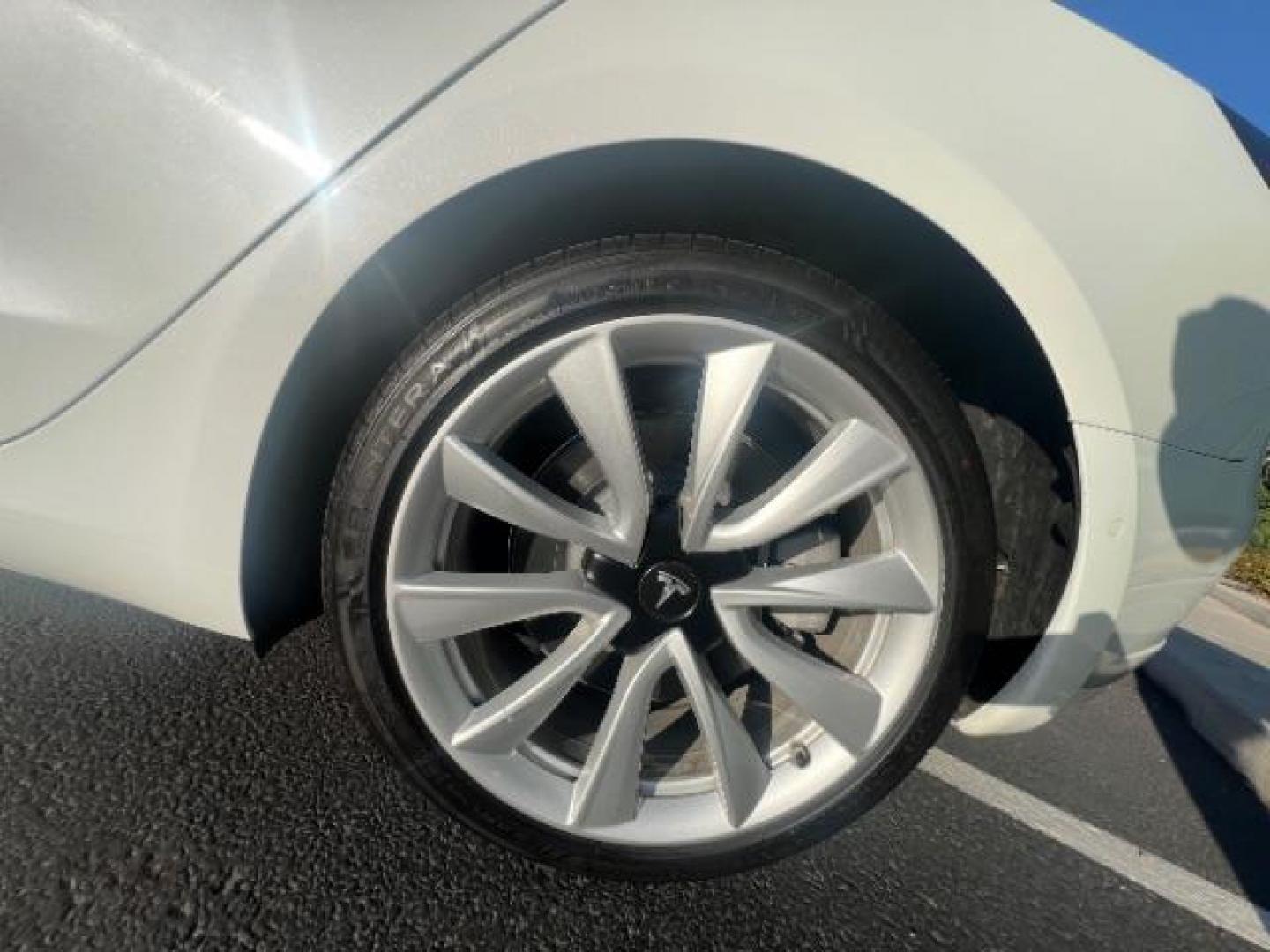 2018 Pearl White Multi-Coat /White Tesla Model 3 Long Range (5YJ3E1EB0JF) with an ELECTRIC engine, Continuously Variable Transmission transmission, located at 1865 East Red Hills Pkwy, St. George, 84770, (435) 628-0023, 37.120850, -113.543640 - ****Price includes $4k IRS EV REBATE**** We are approved to file the EV rebate directly with the IRS. We recived the funds in 7 days and take credit off the price of car. Check with IRS EV website to be sure you qualify. This program ends Sept 30th so ACT FAST! This Tesla is an AWD Long Range. Whi - Photo#13