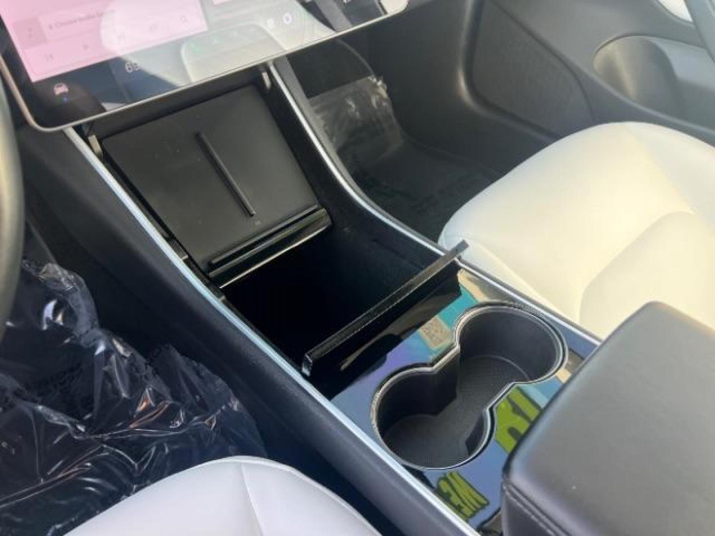 2018 Pearl White Multi-Coat /White Tesla Model 3 Long Range (5YJ3E1EB0JF) with an ELECTRIC engine, Continuously Variable Transmission transmission, located at 1865 East Red Hills Pkwy, St. George, 84770, (435) 628-0023, 37.120850, -113.543640 - ****Price includes $4k IRS EV REBATE**** We are approved to file the EV rebate directly with the IRS. We recived the funds in 7 days and take credit off the price of car. Check with IRS EV website to be sure you qualify. This program ends Sept 30th so ACT FAST! This Tesla is an AWD Long Range. Whi - Photo#18