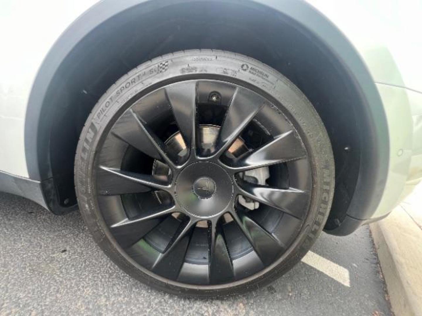 2020 Pearl White Multi-Coat /White/Black Tesla Model Y Long Range Dual Motor All-Wheel Drive (5YJYGDEE7LF) with an ELECTRIC engine, Continuously Variable Transmission transmission, located at 1865 East Red Hills Pkwy, St. George, 84770, (435) 628-0023, 37.120850, -113.543640 - ****Price includes $4k IRS EV REBATE**** We are approved to file the EV rebate directly with the IRS. We recived the funds in 7 days and take credit off the price of car. Check with IRS EV website to be sure you qualify. This program ends Sept 30th so ACT FAST! This Tesla is an AWD Long Range. Whi - Photo#13