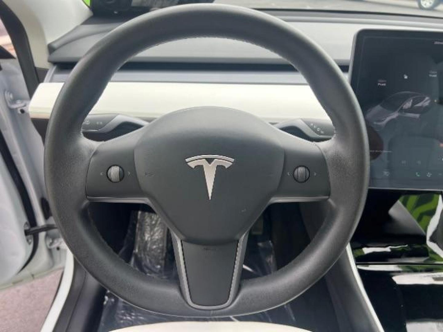 2020 Pearl White Multi-Coat /White/Black Tesla Model Y Long Range Dual Motor All-Wheel Drive (5YJYGDEE7LF) with an ELECTRIC engine, Continuously Variable Transmission transmission, located at 1865 East Red Hills Pkwy, St. George, 84770, (435) 628-0023, 37.120850, -113.543640 - ****Price includes $4k IRS EV REBATE**** We are approved to file the EV rebate directly with the IRS. We recived the funds in 7 days and take credit off the price of car. Check with IRS EV website to be sure you qualify. This program ends Sept 30th so ACT FAST! This Tesla is an AWD Long Range. Whi - Photo#17