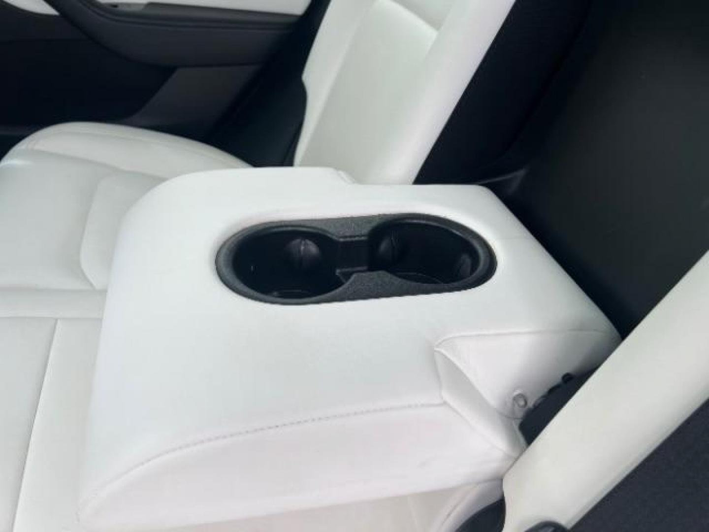 2020 Pearl White Multi-Coat /White/Black Tesla Model Y Long Range Dual Motor All-Wheel Drive (5YJYGDEE7LF) with an ELECTRIC engine, Continuously Variable Transmission transmission, located at 1865 East Red Hills Pkwy, St. George, 84770, (435) 628-0023, 37.120850, -113.543640 - ****Price includes $4k IRS EV REBATE**** We are approved to file the EV rebate directly with the IRS. We recived the funds in 7 days and take credit off the price of car. Check with IRS EV website to be sure you qualify. This program ends Sept 30th so ACT FAST! This Tesla is an AWD Long Range. Whi - Photo#22