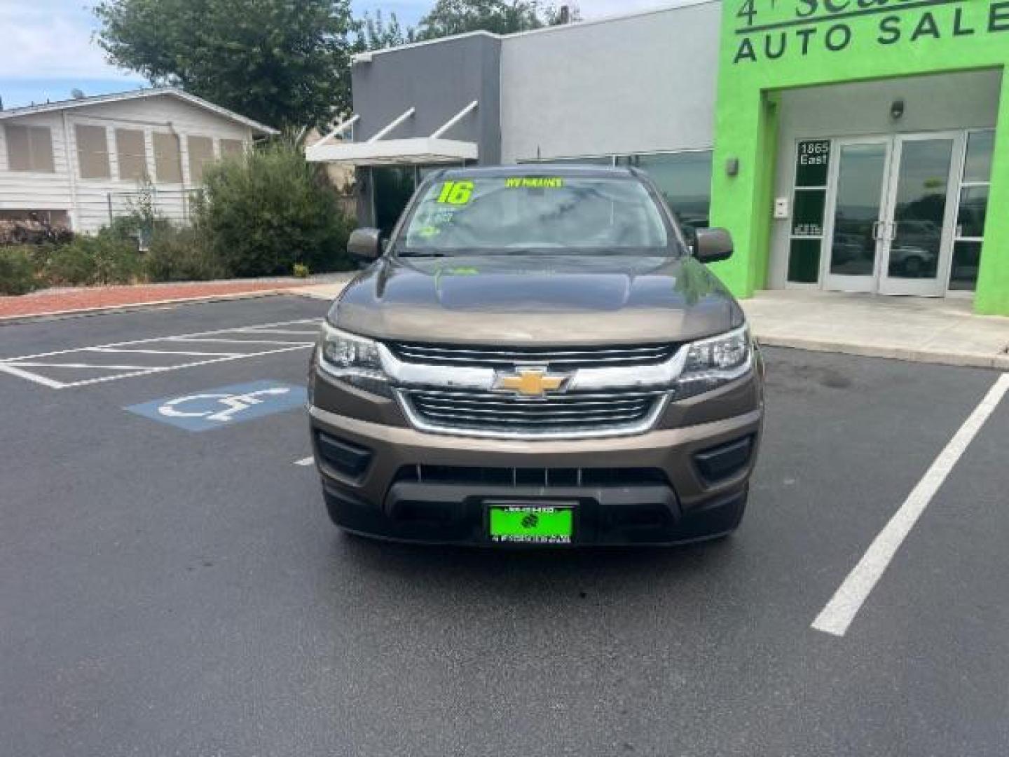 2016 Brownstone Metallic /Jet Black/Dark Ash Chevrolet Colorado LT (1GCGSCEA2G1) with an 2.5L I-4 gasoline direct injection engine, 6-Speed Automatic transmission, located at 940 North Main Street, Cedar City, UT, 84720, (435) 628-0023, 37.692936, -113.061897 - We specialize in helping ALL people get the best financing available. No matter your credit score, good, bad or none we can get you an amazing rate. Had a bankruptcy, divorce, or repossessions? We give you the green light to get your credit back on the road. Low down and affordable payments that fit - Photo#1
