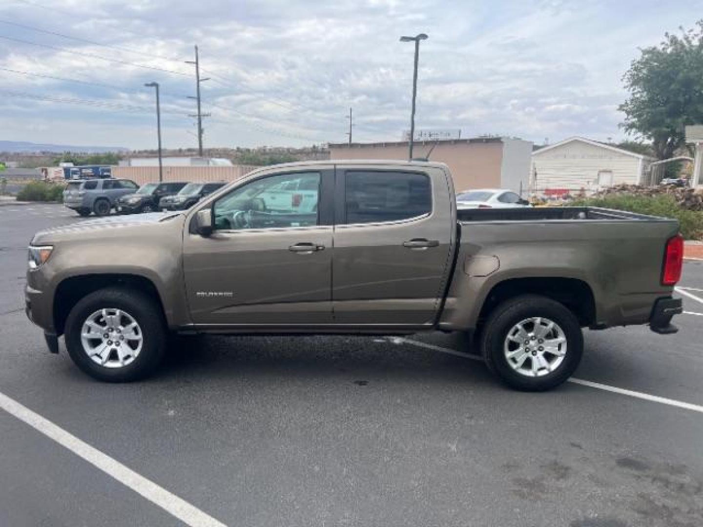 2016 Brownstone Metallic /Jet Black/Dark Ash Chevrolet Colorado LT (1GCGSCEA2G1) with an 2.5L I-4 gasoline direct injection engine, 6-Speed Automatic transmission, located at 940 North Main Street, Cedar City, UT, 84720, (435) 628-0023, 37.692936, -113.061897 - We specialize in helping ALL people get the best financing available. No matter your credit score, good, bad or none we can get you an amazing rate. Had a bankruptcy, divorce, or repossessions? We give you the green light to get your credit back on the road. Low down and affordable payments that fit - Photo#3