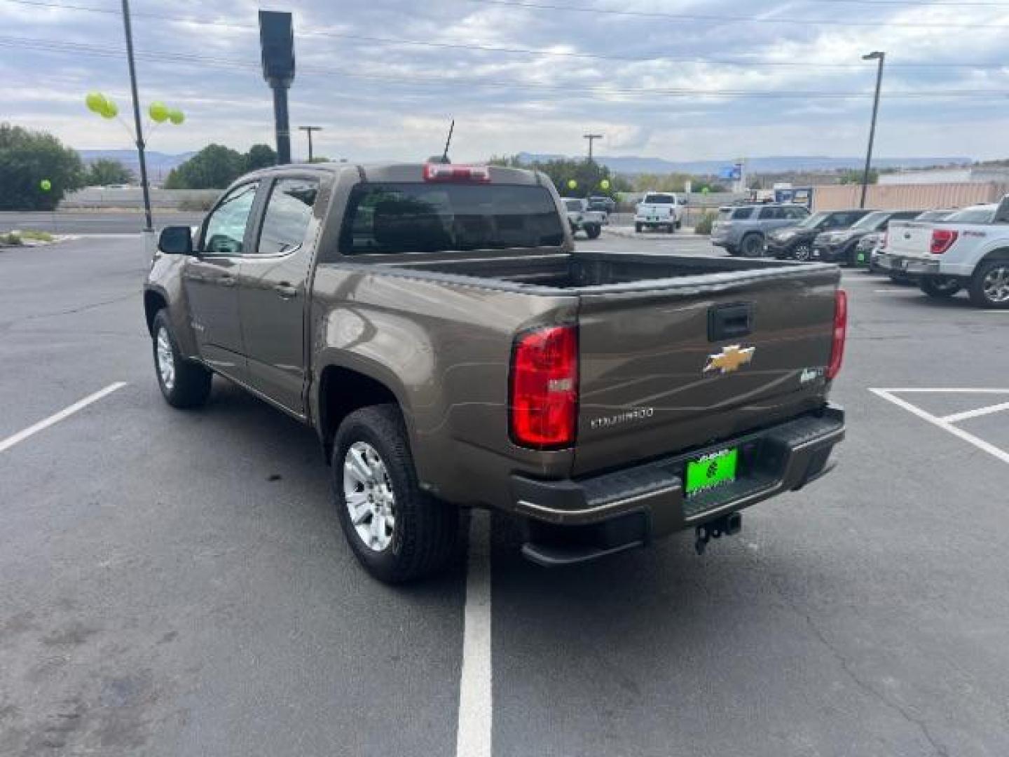 2016 Brownstone Metallic /Jet Black/Dark Ash Chevrolet Colorado LT (1GCGSCEA2G1) with an 2.5L I-4 gasoline direct injection engine, 6-Speed Automatic transmission, located at 940 North Main Street, Cedar City, UT, 84720, (435) 628-0023, 37.692936, -113.061897 - We specialize in helping ALL people get the best financing available. No matter your credit score, good, bad or none we can get you an amazing rate. Had a bankruptcy, divorce, or repossessions? We give you the green light to get your credit back on the road. Low down and affordable payments that fit - Photo#4