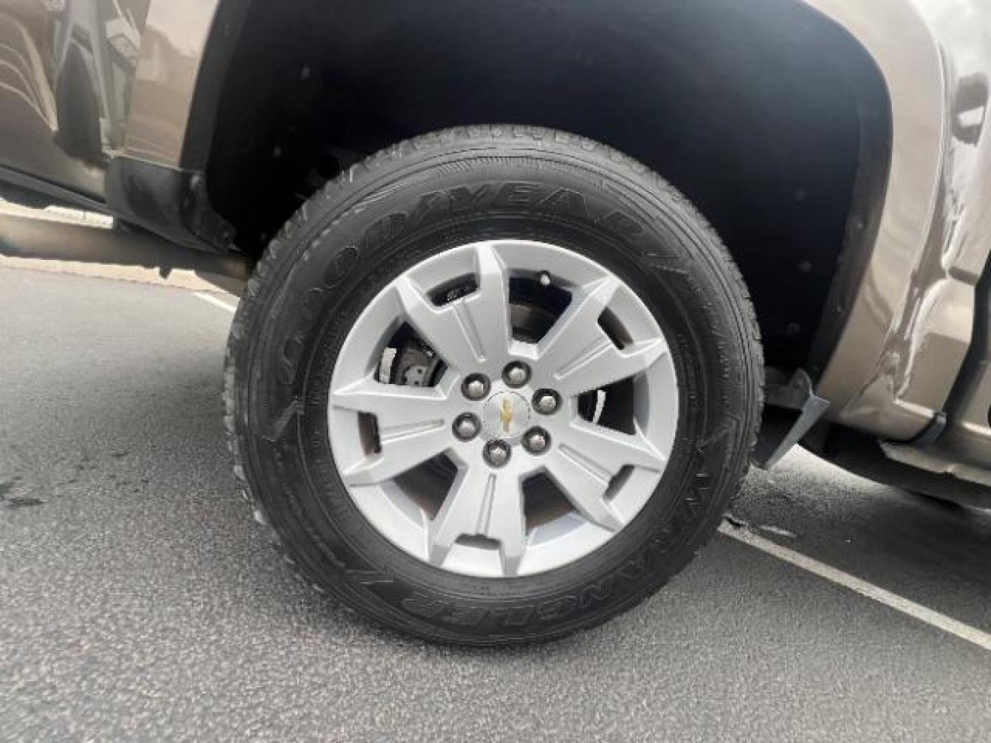 2016 Brownstone Metallic /Jet Black/Dark Ash Chevrolet Colorado LT (1GCGSCEA2G1) with an 2.5L I-4 gasoline direct injection engine, 6-Speed Automatic transmission, located at 940 North Main Street, Cedar City, UT, 84720, (435) 628-0023, 37.692936, -113.061897 - We specialize in helping ALL people get the best financing available. No matter your credit score, good, bad or none we can get you an amazing rate. Had a bankruptcy, divorce, or repossessions? We give you the green light to get your credit back on the road. Low down and affordable payments that fit - Photo#8