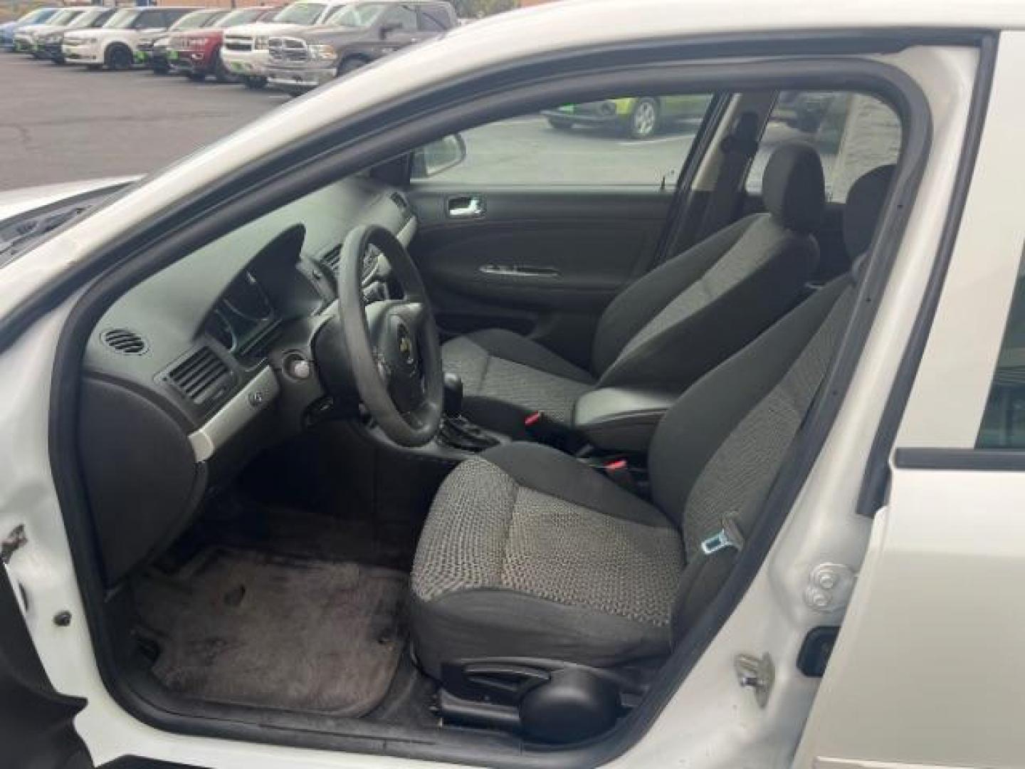 2009 Summit White /Gray Chevrolet Cobalt LT (1G1AT58H397) with an Ecotec 2.2L I-4 DOHC engine, AUTOMATIC transmission, located at 940 North Main Street, Cedar City, UT, 84720, (435) 628-0023, 37.692936, -113.061897 - We specialize in helping ALL people get the best financing available. No matter your credit score, good, bad or none we can get you an amazing rate. Had a bankruptcy, divorce, or repossessions? We give you the green light to get your credit back on the road. Low down and affordable payments that fit - Photo#14
