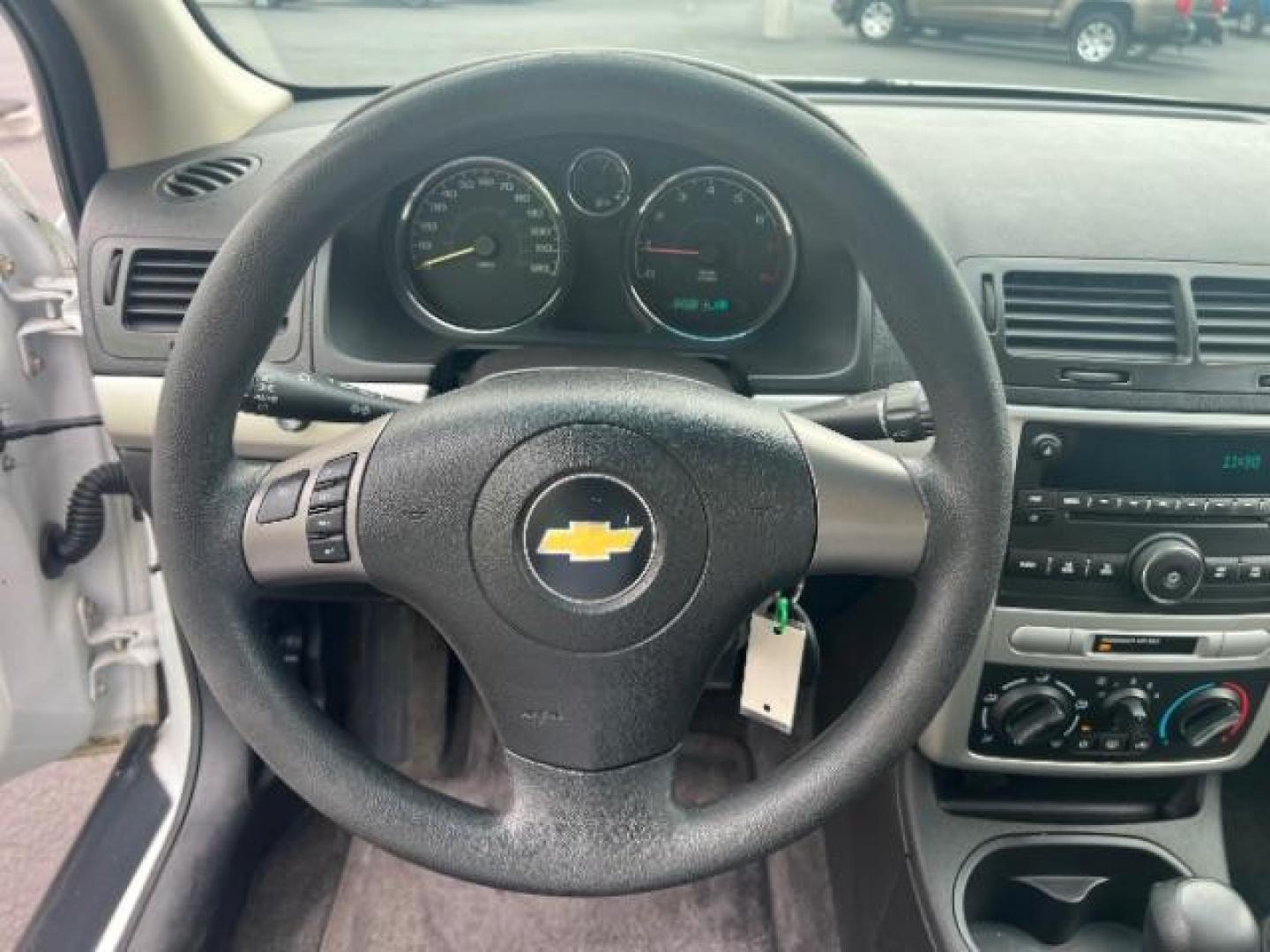 2009 Summit White /Gray Chevrolet Cobalt LT (1G1AT58H397) with an Ecotec 2.2L I-4 DOHC engine, AUTOMATIC transmission, located at 940 North Main Street, Cedar City, UT, 84720, (435) 628-0023, 37.692936, -113.061897 - We specialize in helping ALL people get the best financing available. No matter your credit score, good, bad or none we can get you an amazing rate. Had a bankruptcy, divorce, or repossessions? We give you the green light to get your credit back on the road. Low down and affordable payments that fit - Photo#15