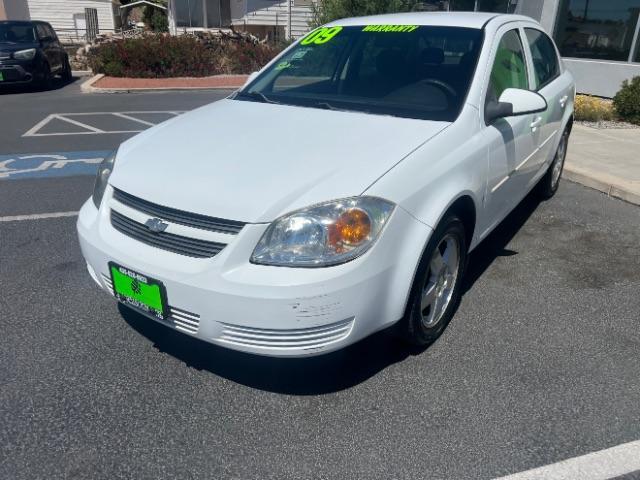 2009 Summit White /Gray Chevrolet Cobalt LT (1G1AT58H397) with an Ecotec 2.2L I-4 DOHC engine, AUTOMATIC transmission, located at 940 North Main Street, Cedar City, UT, 84720, (435) 628-0023, 37.692936, -113.061897 - Photo#2