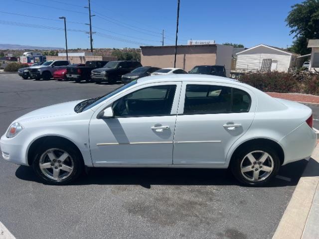 2009 Summit White /Gray Chevrolet Cobalt LT (1G1AT58H397) with an Ecotec 2.2L I-4 DOHC engine, AUTOMATIC transmission, located at 940 North Main Street, Cedar City, UT, 84720, (435) 628-0023, 37.692936, -113.061897 - Photo#3