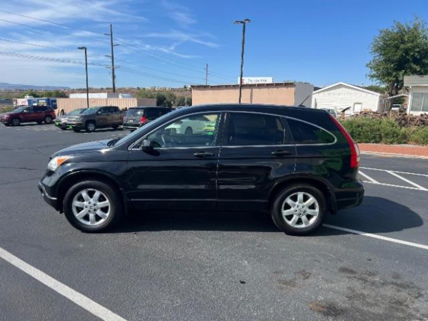 2008 Nighthawk Black Pearl /Black Honda CR-V EX-L (JHLRE48768C) with an 2.4L I-4 DOHC engine, Automatic transmission, located at 940 North Main Street, Cedar City, UT, 84720, (435) 628-0023, 37.692936, -113.061897 - We specialize in helping ALL people get the best financing available. No matter your credit score, good, bad or none we can get you an amazing rate. Had a bankruptcy, divorce, or repossessions? We give you the green light to get your credit back on the road. Low down and affordable payments that fit - Photo#3