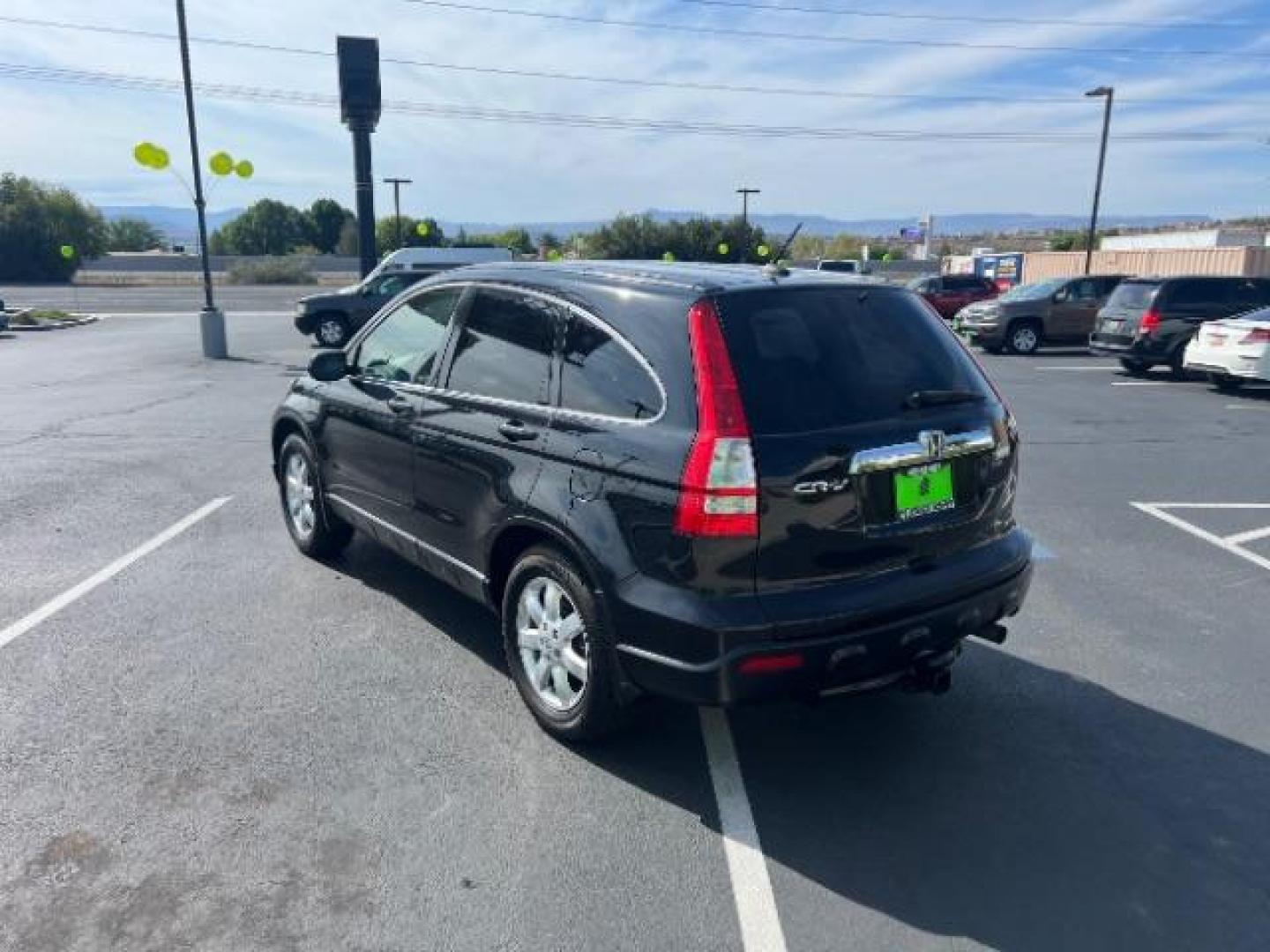 2008 Nighthawk Black Pearl /Black Honda CR-V EX-L (JHLRE48768C) with an 2.4L I-4 DOHC engine, Automatic transmission, located at 940 North Main Street, Cedar City, UT, 84720, (435) 628-0023, 37.692936, -113.061897 - We specialize in helping ALL people get the best financing available. No matter your credit score, good, bad or none we can get you an amazing rate. Had a bankruptcy, divorce, or repossessions? We give you the green light to get your credit back on the road. Low down and affordable payments that fit - Photo#4
