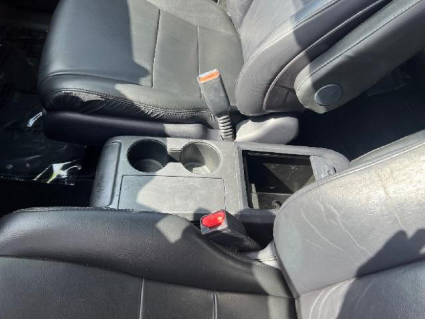 2008 Nighthawk Black Pearl /Black Honda CR-V EX-L (JHLRE48768C) with an 2.4L I-4 DOHC engine, Automatic transmission, located at 940 North Main Street, Cedar City, UT, 84720, (435) 628-0023, 37.692936, -113.061897 - We specialize in helping ALL people get the best financing available. No matter your credit score, good, bad or none we can get you an amazing rate. Had a bankruptcy, divorce, or repossessions? We give you the green light to get your credit back on the road. Low down and affordable payments that fit - Photo#18