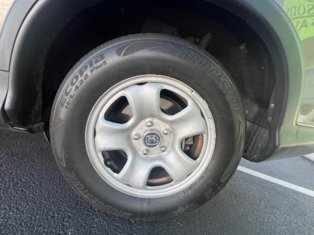 2015 Kona Coffee Metallic /Gray Honda CR-V LX (3CZRM3H38FG) with an 2.4L I-4 gasoline direct injection engine, Automatic transmission, located at 940 North Main Street, Cedar City, UT, 84720, (435) 628-0023, 37.692936, -113.061897 - We specialize in helping ALL people get the best financing available. No matter your credit score, good, bad or none we can get you an amazing rate. Had a bankruptcy, divorce, or repossessions? We give you the green light to get your credit back on the road. Low down and affordable payments that fit - Photo#11