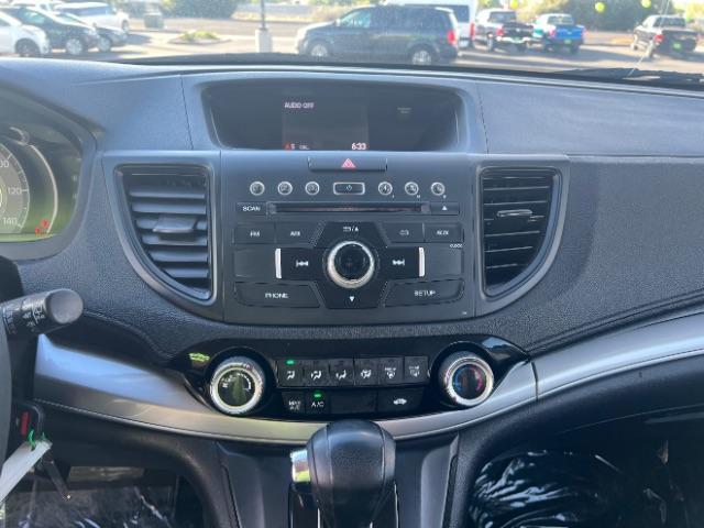 2015 Kona Coffee Metallic /Gray Honda CR-V LX (3CZRM3H38FG) with an 2.4L I-4 gasoline direct injection engine, Automatic transmission, located at 940 North Main Street, Cedar City, UT, 84720, (435) 628-0023, 37.692936, -113.061897 - We specialize in helping ALL people get the best financing available. No matter your credit score, good, bad or none we can get you an amazing rate. Had a bankruptcy, divorce, or repossessions? We give you the green light to get your credit back on the road. Low down and affordable payments that fit - Photo#17