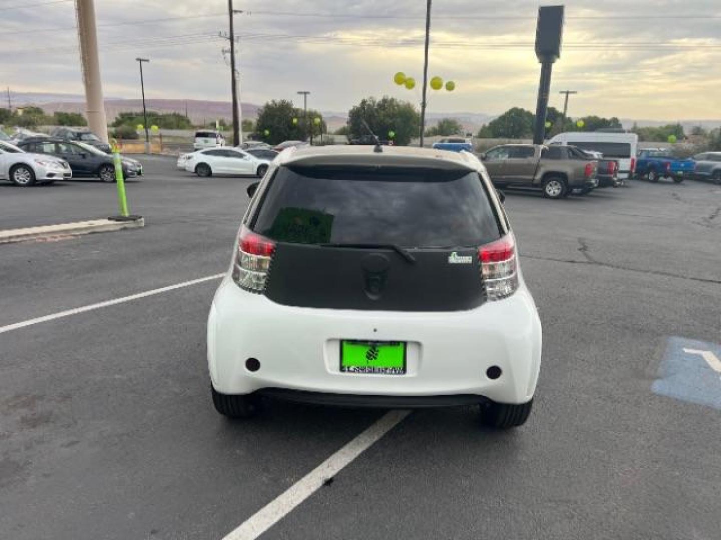 2012 White /Black Scion iQ iQ (JTNJJXB08CJ) , Automatic transmission, located at 1865 East Red Hills Pkwy, St. George, 84770, (435) 628-0023, 37.120850, -113.543640 - We specialize in helping ALL people get the best financing available. No matter your credit score, good, bad or none we can get you an amazing rate. Had a bankruptcy, divorce, or repossessions? We give you the green light to get your credit back on the road. Low down and affordable payments that fit - Photo#5