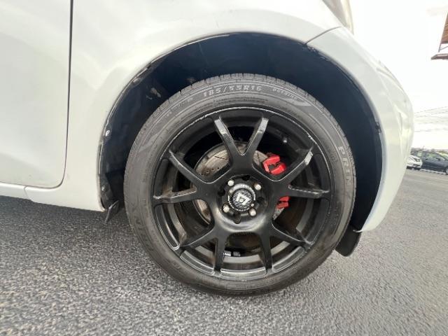 2012 White /Black Scion iQ iQ (JTNJJXB08CJ) , Automatic transmission, located at 940 North Main Street, Cedar City, UT, 84720, (435) 628-0023, 37.692936, -113.061897 - We specialize in helping ALL people get the best financing available. No matter your credit score, good, bad or none we can get you an amazing rate. Had a bankruptcy, divorce, or repossessions? We give you the green light to get your credit back on the road. Low down and affordable payments that fit - Photo#8