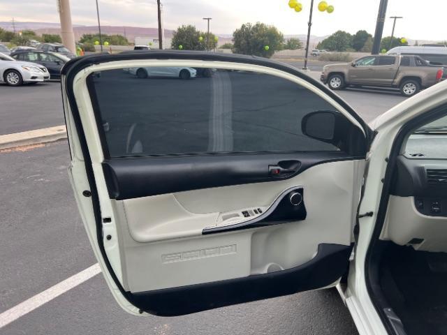 2012 White /Black Scion iQ iQ (JTNJJXB08CJ) , Automatic transmission, located at 940 North Main Street, Cedar City, UT, 84720, (435) 628-0023, 37.692936, -113.061897 - We specialize in helping ALL people get the best financing available. No matter your credit score, good, bad or none we can get you an amazing rate. Had a bankruptcy, divorce, or repossessions? We give you the green light to get your credit back on the road. Low down and affordable payments that fit - Photo#12