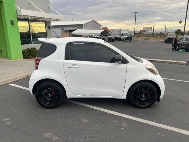 2012 White /Black Scion iQ iQ (JTNJJXB08CJ) , Automatic transmission, located at 940 North Main Street, Cedar City, UT, 84720, (435) 628-0023, 37.692936, -113.061897 - We specialize in helping ALL people get the best financing available. No matter your credit score, good, bad or none we can get you an amazing rate. Had a bankruptcy, divorce, or repossessions? We give you the green light to get your credit back on the road. Low down and affordable payments that fit - Photo#7