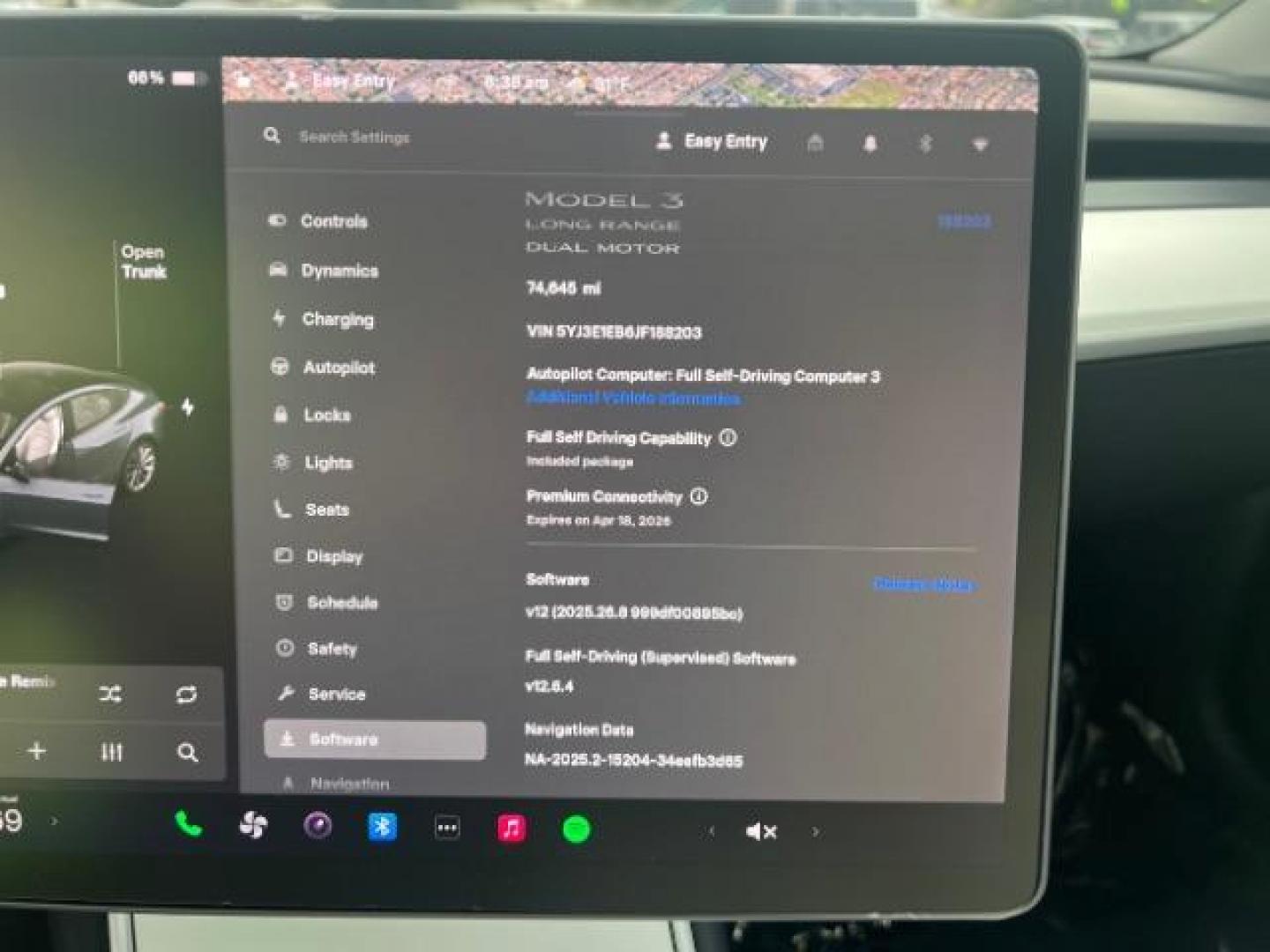 2018 Grey /White Tesla Model 3 Long Range (5YJ3E1EB6JF) with an ELECTRIC engine, Continuously Variable Transmission transmission, located at 1865 East Red Hills Pkwy, St. George, 84770, (435) 628-0023, 37.120850, -113.543640 - Photo#1