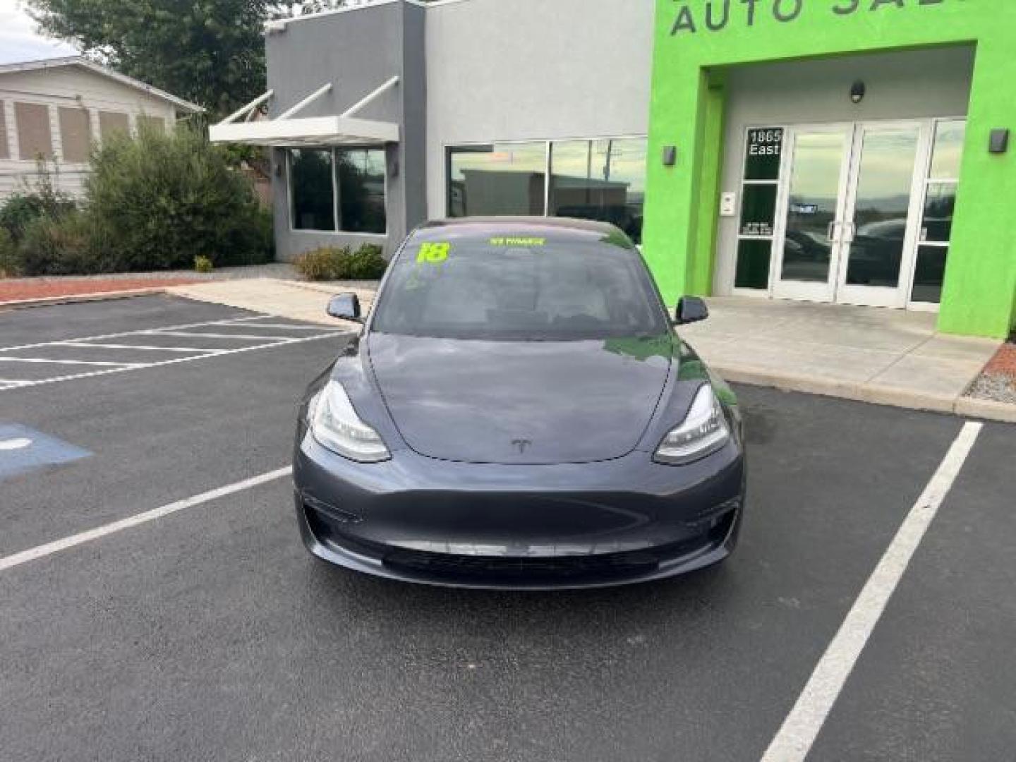 2018 Grey /White Tesla Model 3 Long Range (5YJ3E1EB6JF) with an ELECTRIC engine, Continuously Variable Transmission transmission, located at 1865 East Red Hills Pkwy, St. George, 84770, (435) 628-0023, 37.120850, -113.543640 - Photo#3