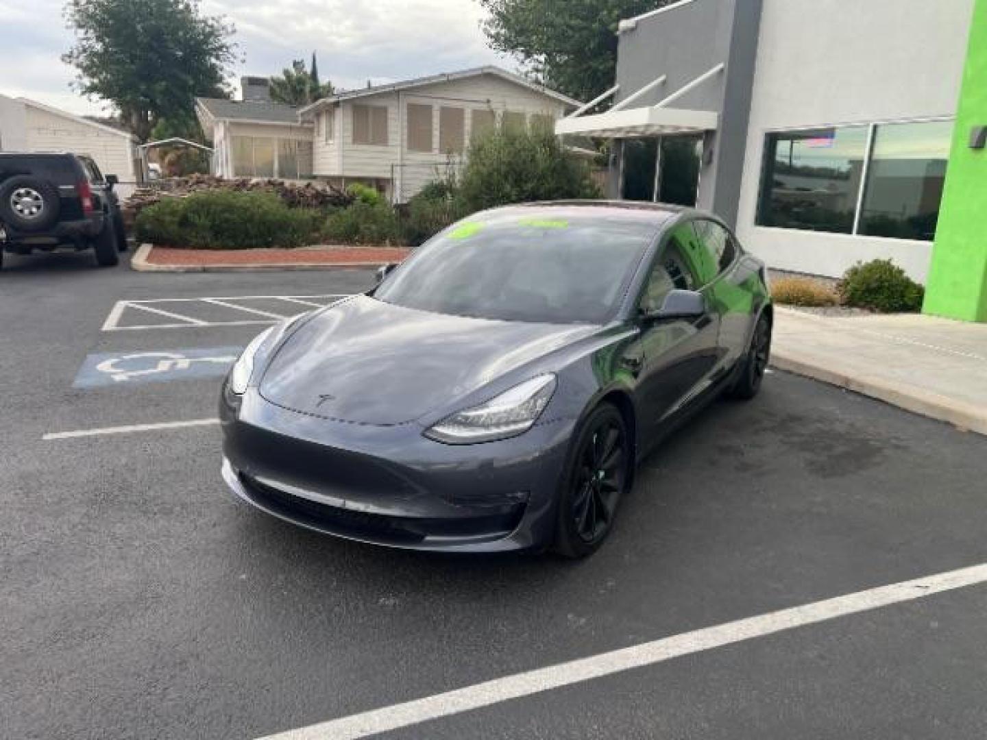 2018 Grey /White Tesla Model 3 Long Range (5YJ3E1EB6JF) with an ELECTRIC engine, Continuously Variable Transmission transmission, located at 1865 East Red Hills Pkwy, St. George, 84770, (435) 628-0023, 37.120850, -113.543640 - Photo#4