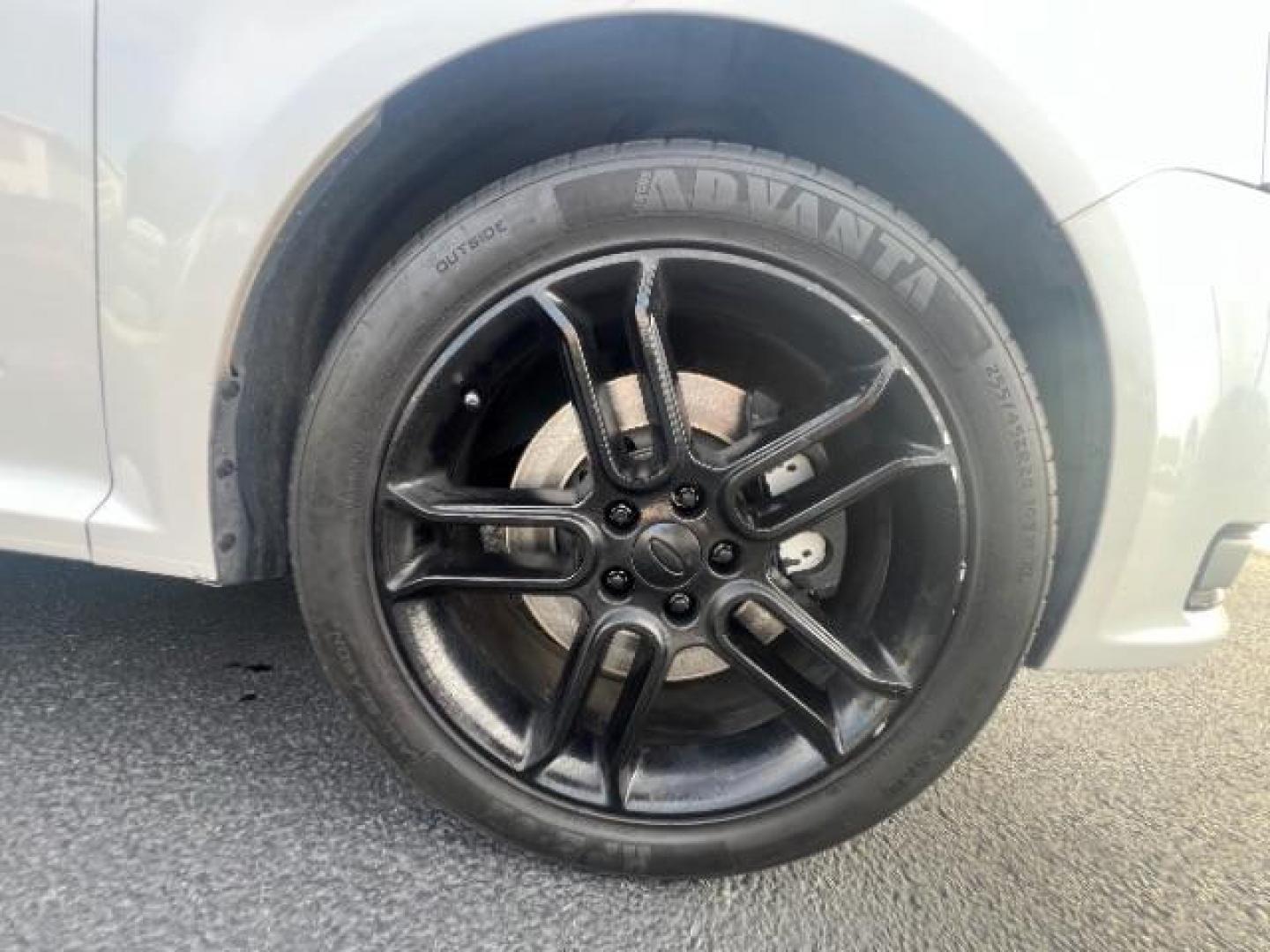 2015 Oxford White Two-tone Roof /Charcoal Black Ford Flex SEL (2FMGK5C84FB) with an 3.5L V-6 DOHC engine, Automatic transmission, located at 1865 East Red Hills Pkwy, St. George, 84770, (435) 628-0023, 37.120850, -113.543640 - We specialize in helping ALL people get the best financing available. No matter your credit score, good, bad or none we can get you an amazing rate. Had a bankruptcy, divorce, or repossessions? We give you the green light to get your credit back on the road. Low down and affordable payments that fit - Photo#10
