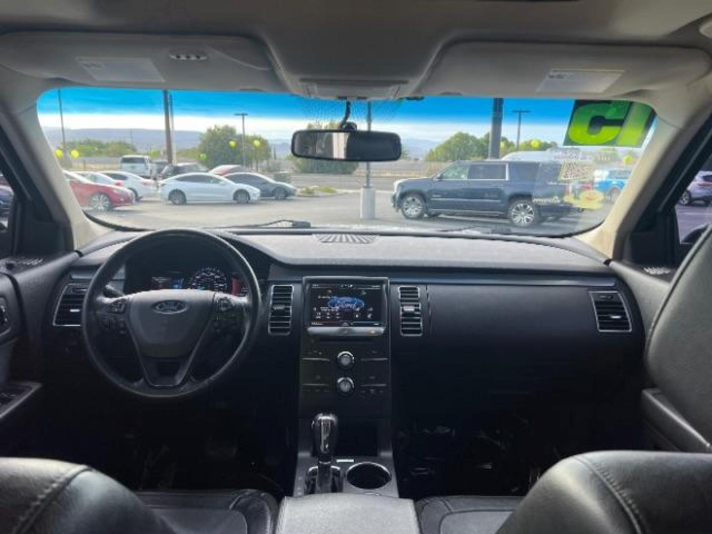 2015 Oxford White Two-tone Roof /Charcoal Black Ford Flex SEL (2FMGK5C84FB) with an 3.5L V-6 DOHC engine, Automatic transmission, located at 1865 East Red Hills Pkwy, St. George, 84770, (435) 628-0023, 37.120850, -113.543640 - We specialize in helping ALL people get the best financing available. No matter your credit score, good, bad or none we can get you an amazing rate. Had a bankruptcy, divorce, or repossessions? We give you the green light to get your credit back on the road. Low down and affordable payments that fit - Photo#24