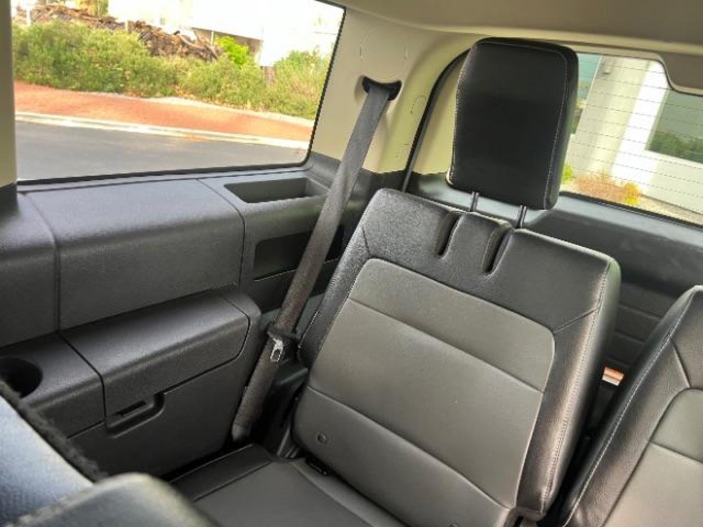 2015 Oxford White Two-tone Roof /Charcoal Black Ford Flex SEL (2FMGK5C84FB) with an 3.5L V-6 DOHC engine, Automatic transmission, located at 1865 East Red Hills Pkwy, St. George, 84770, (435) 628-0023, 37.120850, -113.543640 - We specialize in helping ALL people get the best financing available. No matter your credit score, good, bad or none we can get you an amazing rate. Had a bankruptcy, divorce, or repossessions? We give you the green light to get your credit back on the road. Low down and affordable payments that fit - Photo#25