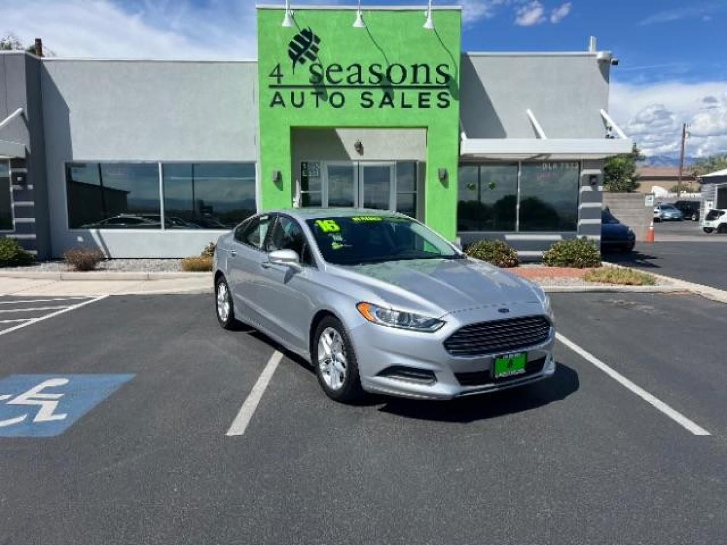 2016 Ingot Silver /Ebony Ford Fusion SE (3FA6P0H74GR) with an EcoBoost 1.5L I-4 gasoline direct injection engine, Automatic transmission, located at 1865 East Red Hills Pkwy, St. George, 84770, (435) 628-0023, 37.120850, -113.543640 - We specialize in helping ALL people get the best financing available. No matter your credit score, good, bad or none we can get you an amazing rate. Had a bankruptcy, divorce, or repossessions? We give you the green light to get your credit back on the road. Low down and affordable payments that fit - Photo#0
