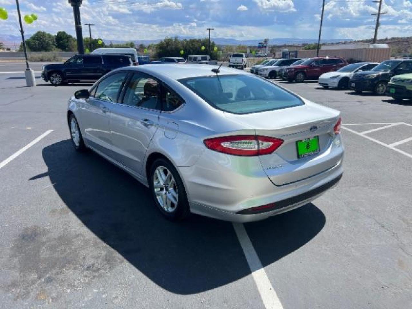 2016 Ingot Silver /Ebony Ford Fusion SE (3FA6P0H74GR) with an EcoBoost 1.5L I-4 gasoline direct injection engine, Automatic transmission, located at 1865 East Red Hills Pkwy, St. George, 84770, (435) 628-0023, 37.120850, -113.543640 - We specialize in helping ALL people get the best financing available. No matter your credit score, good, bad or none we can get you an amazing rate. Had a bankruptcy, divorce, or repossessions? We give you the green light to get your credit back on the road. Low down and affordable payments that fit - Photo#4