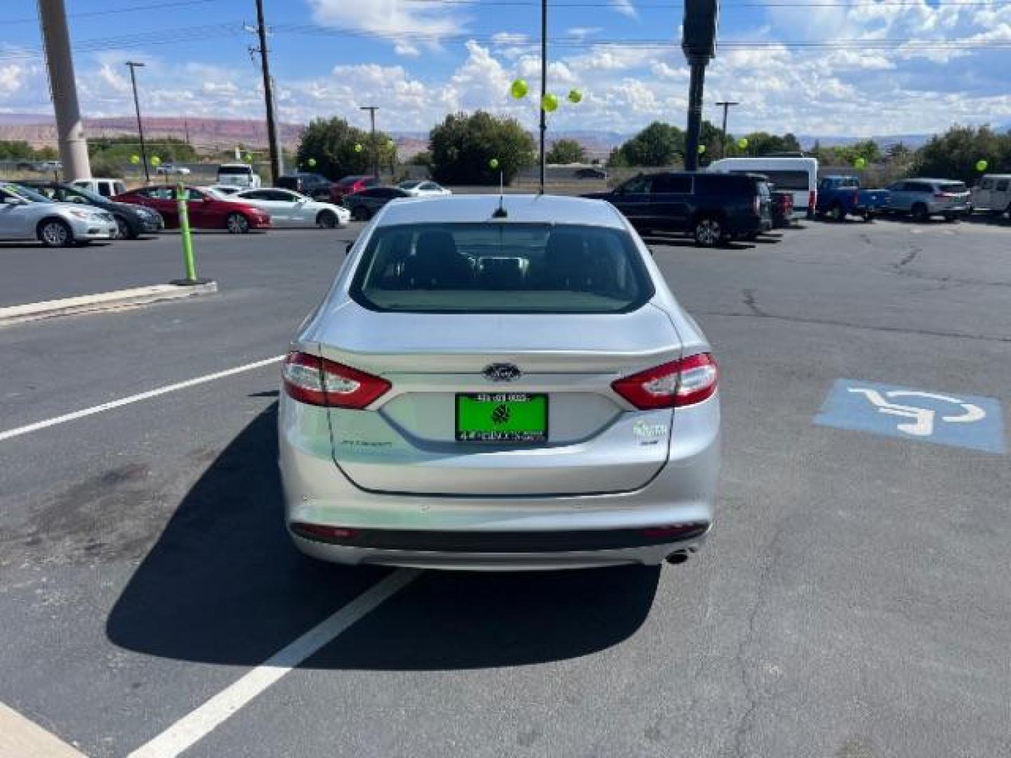2016 Ingot Silver /Ebony Ford Fusion SE (3FA6P0H74GR) with an EcoBoost 1.5L I-4 gasoline direct injection engine, Automatic transmission, located at 1865 East Red Hills Pkwy, St. George, 84770, (435) 628-0023, 37.120850, -113.543640 - We specialize in helping ALL people get the best financing available. No matter your credit score, good, bad or none we can get you an amazing rate. Had a bankruptcy, divorce, or repossessions? We give you the green light to get your credit back on the road. Low down and affordable payments that fit - Photo#5