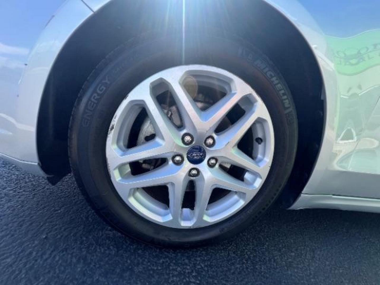 2016 Ingot Silver /Ebony Ford Fusion SE (3FA6P0H74GR) with an EcoBoost 1.5L I-4 gasoline direct injection engine, Automatic transmission, located at 1865 East Red Hills Pkwy, St. George, 84770, (435) 628-0023, 37.120850, -113.543640 - We specialize in helping ALL people get the best financing available. No matter your credit score, good, bad or none we can get you an amazing rate. Had a bankruptcy, divorce, or repossessions? We give you the green light to get your credit back on the road. Low down and affordable payments that fit - Photo#10
