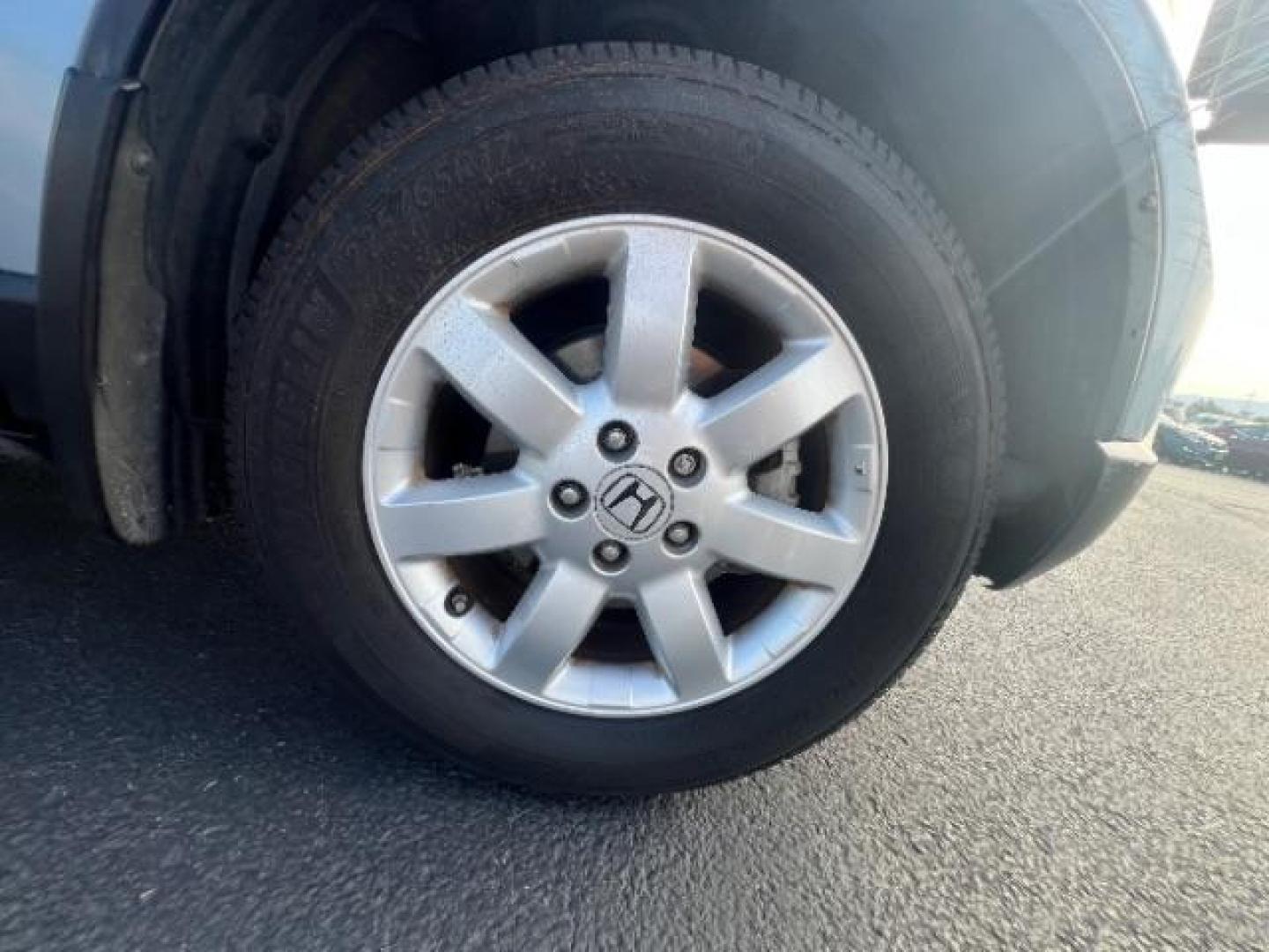 2009 Glacier Blue Metallic /Gray Honda CR-V EX (5J6RE38519L) with an 2.4L I-4 DOHC engine, Automatic transmission, located at 1865 East Red Hills Pkwy, St. George, 84770, (435) 628-0023, 37.120850, -113.543640 - We specialize in helping ALL people get the best financing available. No matter your credit score, good, bad or none we can get you an amazing rate. Had a bankruptcy, divorce, or repossessions? We give you the green light to get your credit back on the road. Low down and affordable payments that fit - Photo#9