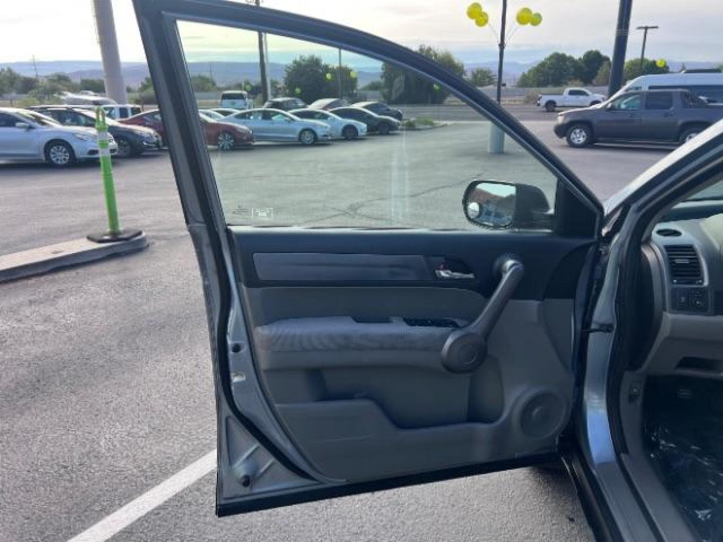 2009 Glacier Blue Metallic /Gray Honda CR-V EX (5J6RE38519L) with an 2.4L I-4 DOHC engine, Automatic transmission, located at 1865 East Red Hills Pkwy, St. George, 84770, (435) 628-0023, 37.120850, -113.543640 - We specialize in helping ALL people get the best financing available. No matter your credit score, good, bad or none we can get you an amazing rate. Had a bankruptcy, divorce, or repossessions? We give you the green light to get your credit back on the road. Low down and affordable payments that fit - Photo#12